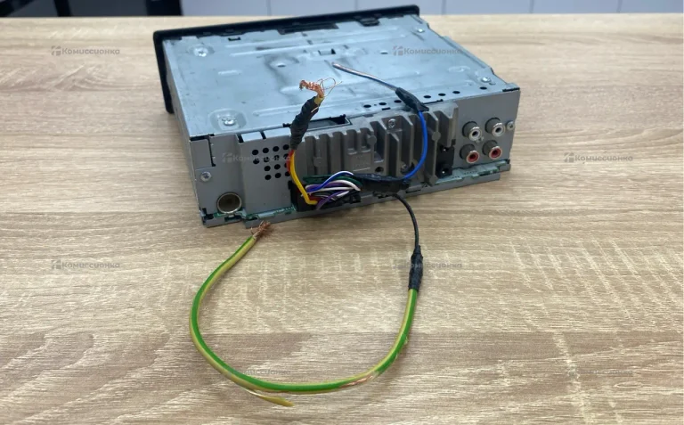 Автомагнитола Pioneer DEH-S4250BT