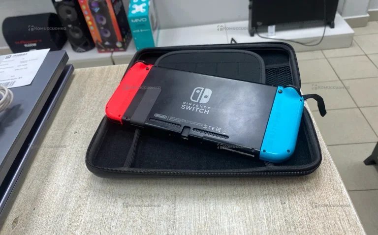 Приставка Nintendo Switch 32GB