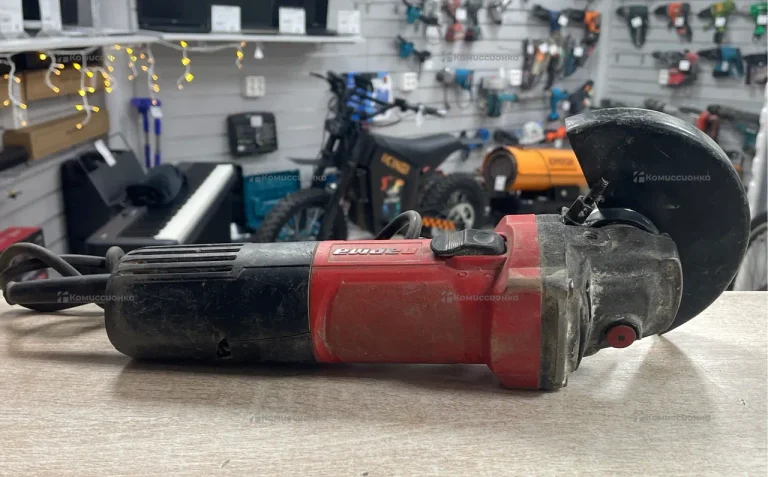 Шлифмашина угловая парма УШМ-01-125/1050РК