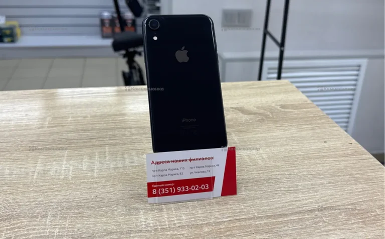 Apple iPhone XR 3/64 ГБ
