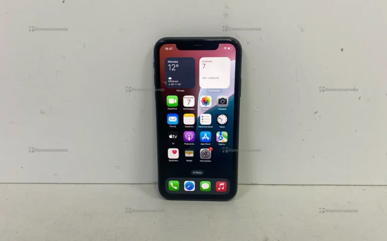 Apple iPhone 11 4/64 ГБ