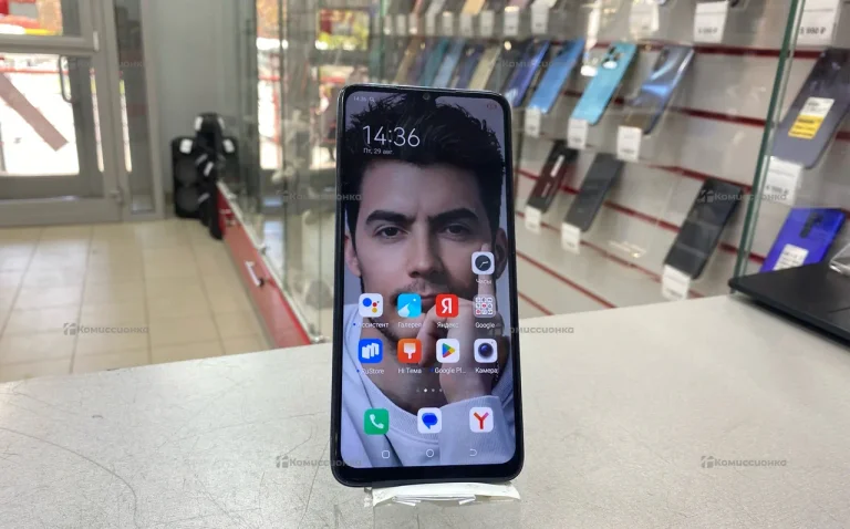 Tecno Spark 10C 4/64 ГБ