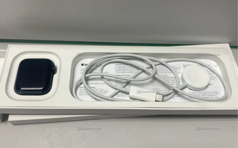 Часы  Apple Watch SE 2 (40mm)