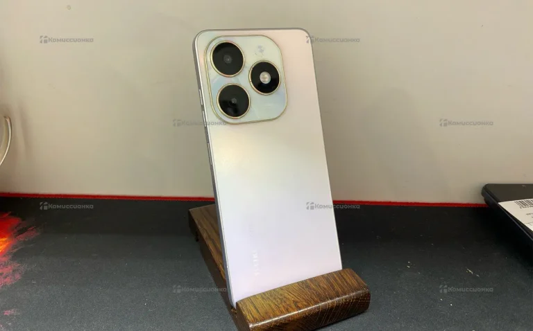 Tecno Spark 20 8/128 ГБ