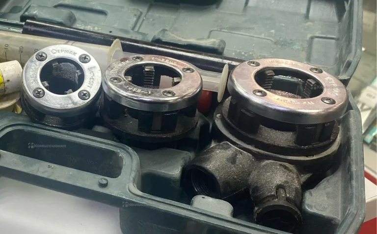 Набор клуппов для нарезания резьбы ЕРМАК