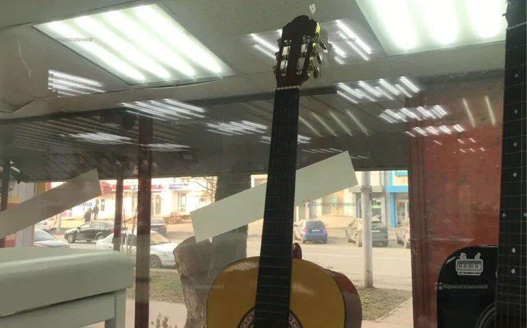 Гитара Colombo