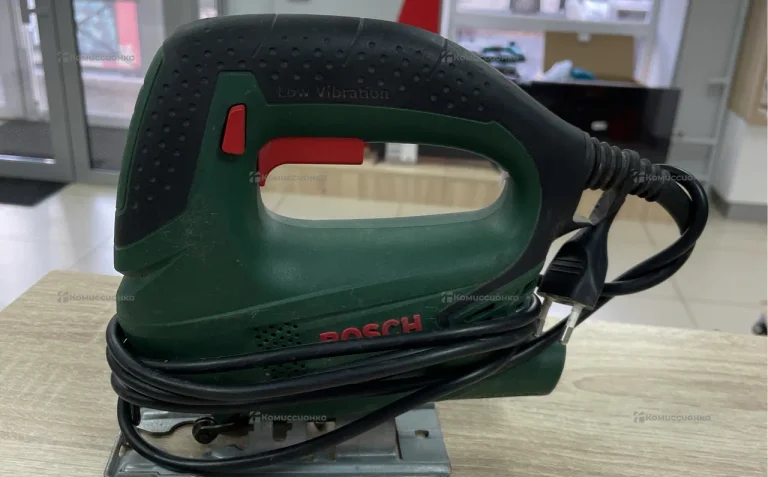 Электролобзик Bosch PST 650