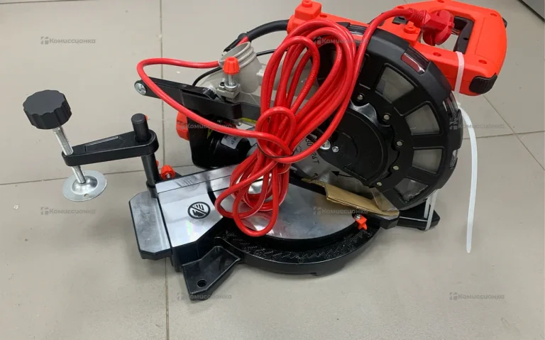 Торцовочная пила KM MS-1402/210