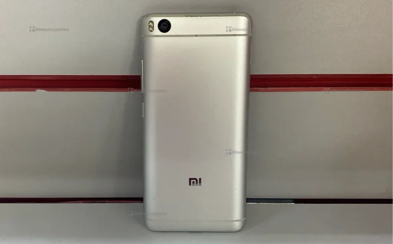 Xiaomi Mi 5s 3/64 ГБ