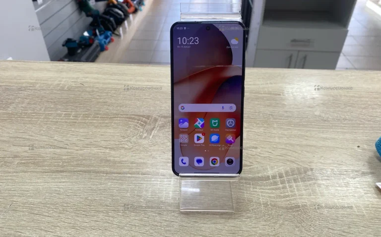 Xiaomi 13 8/256 ГБ