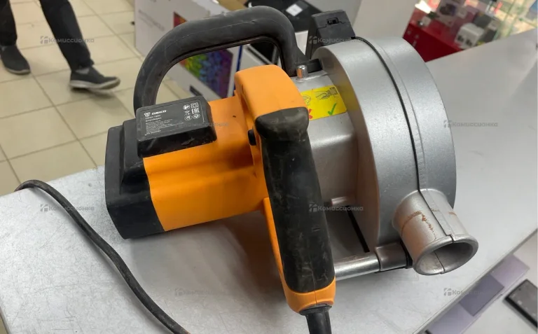 Штроборез Deko DKWC1800