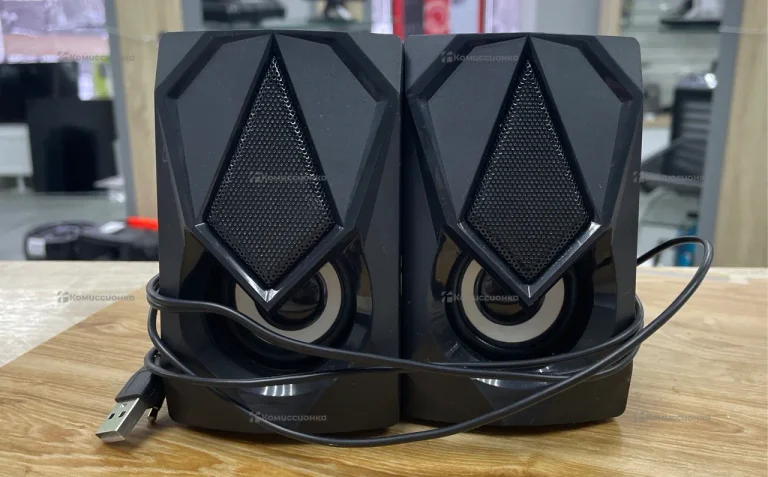 Колонка  Defender Solar1