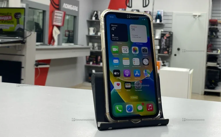 Apple iPhone XR 3/64 ГБ