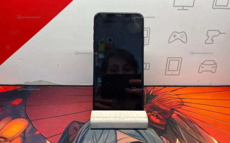 Apple iPhone 11 Pro Max 4/64 ГБ