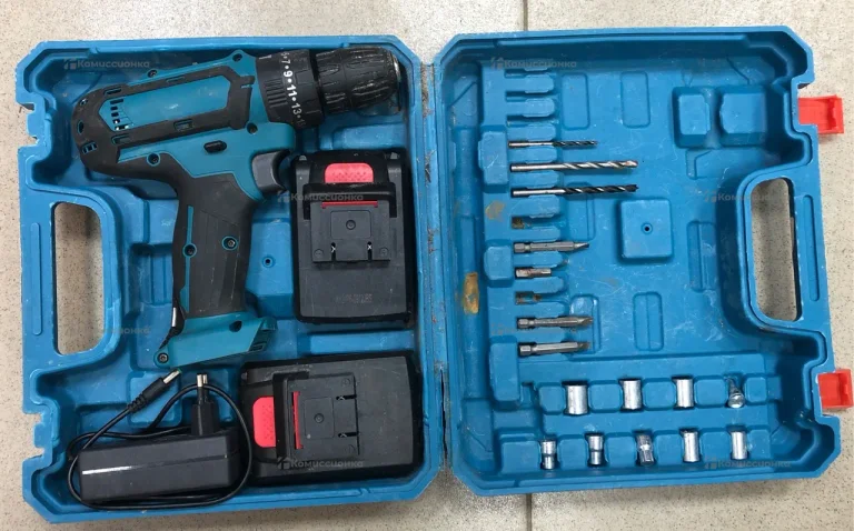 шуроповерт makita