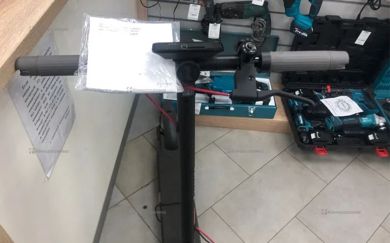 Электросамокат Navee v40i pro