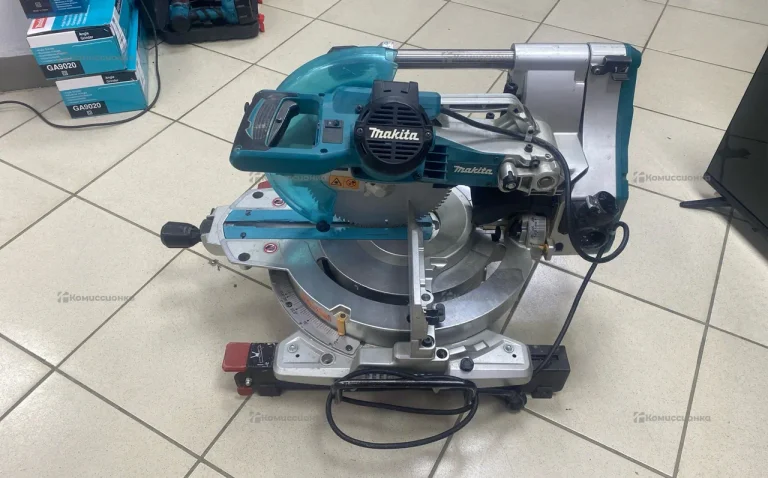 Торцовочная пила Makita LS1019L