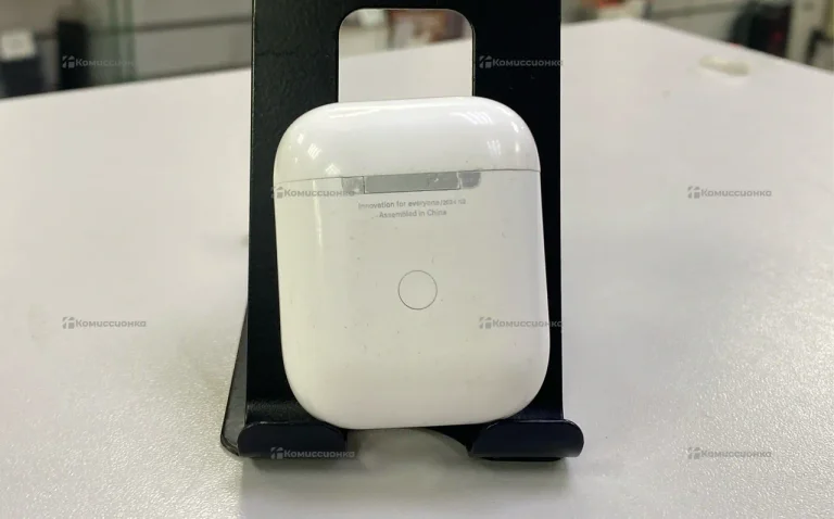 Наушники  AirPods