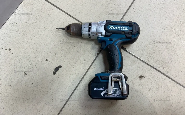 Шуруповерт Makita