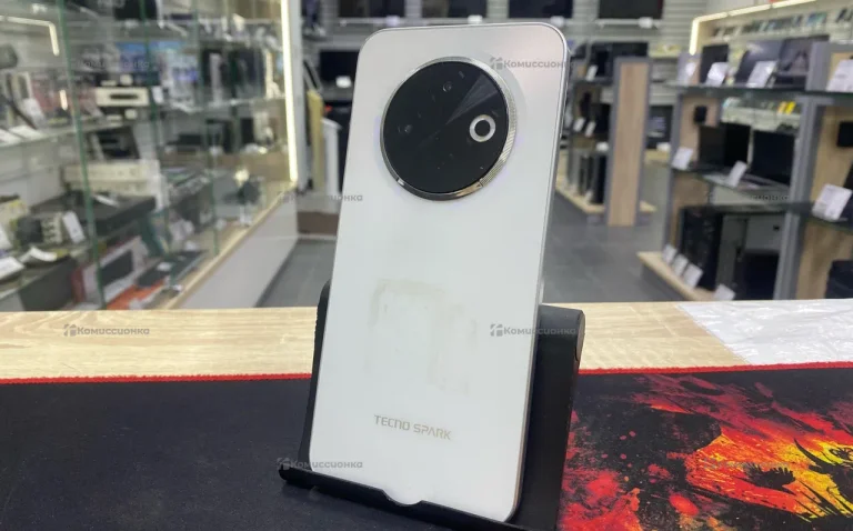 Tecno Spark 30C 4/128 ГБ