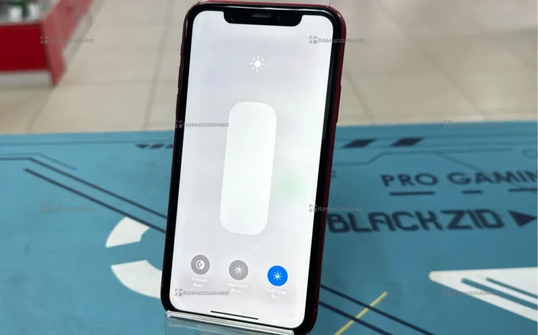 Apple Xr 64gb.