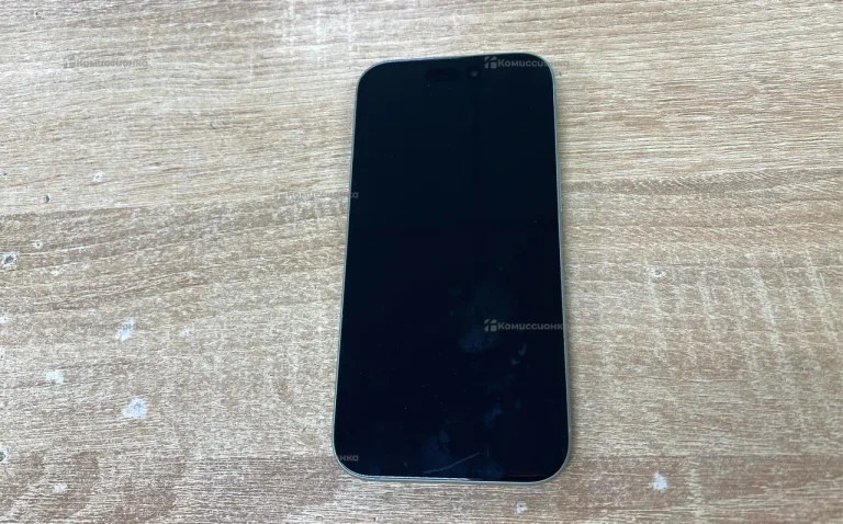 Apple iPhone 15 6/256 ГБ