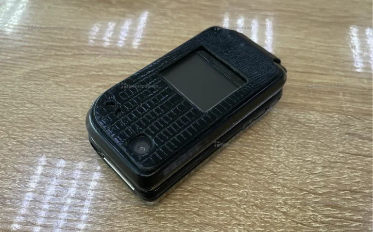 Nokia 7270