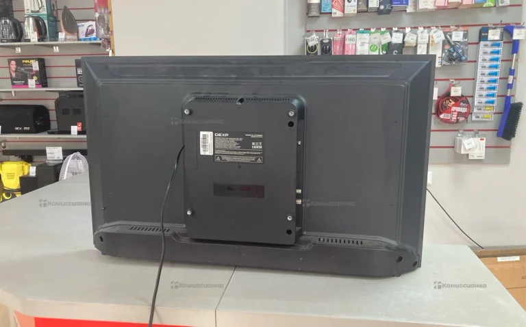 Телевизор Dexp 32FCY2