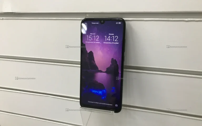 Xiaomi Redmi 7 3/32 ГБ