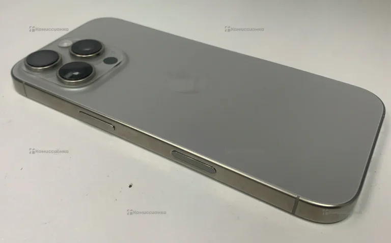 Apple iPhone 16 Pro 8/128 ГБ