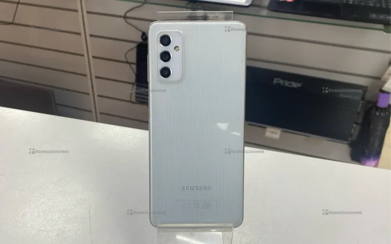 Samsung Galaxy M52 5G 6/128 ГБ