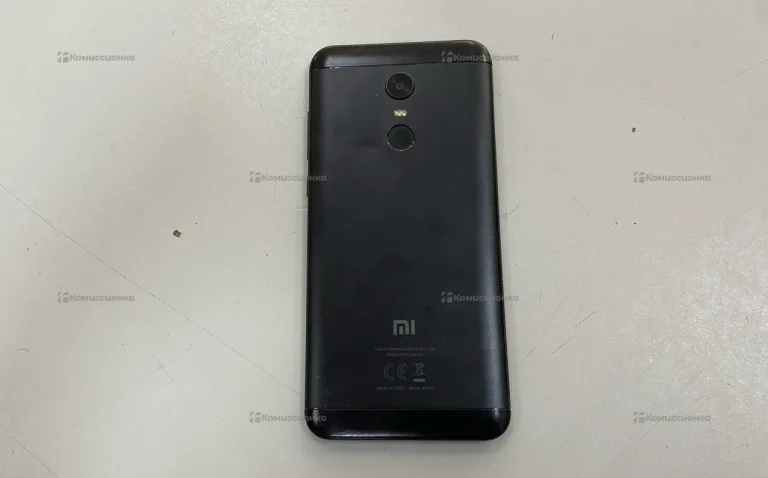 Xiaomi Redmi 5 Plus 3/32 ГБ