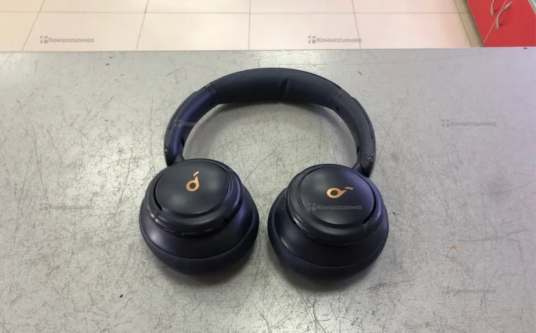 Наушники  soundcore life q30