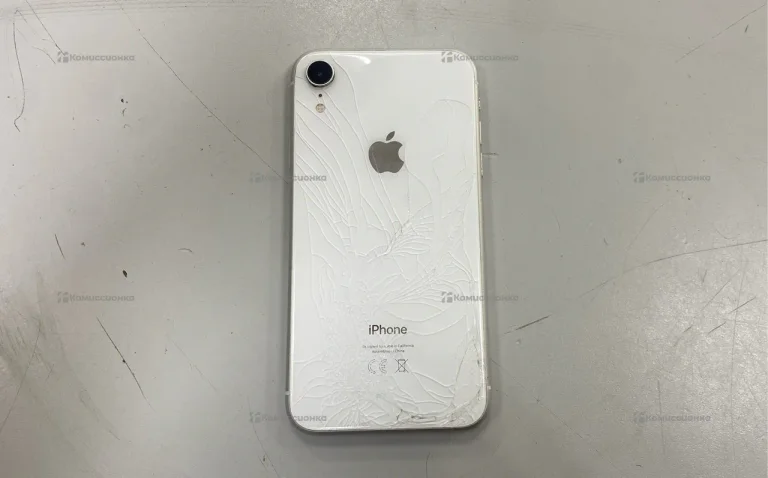 Apple iPhone XR 3/64 ГБ