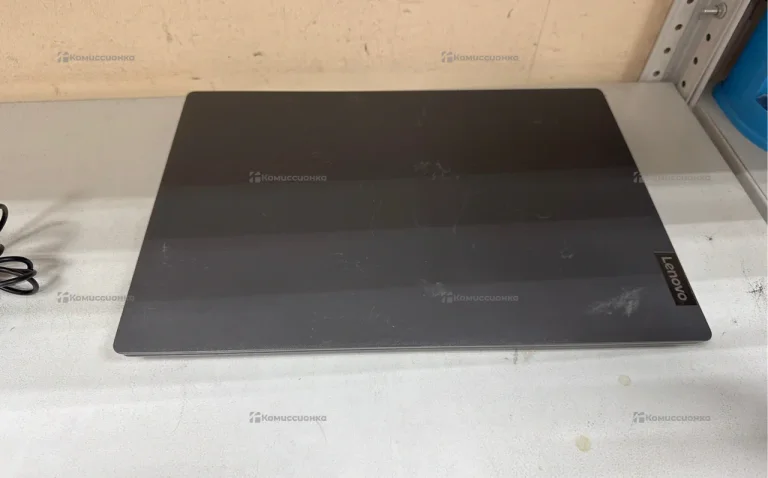 Ноутбук  Lenovo 81V5