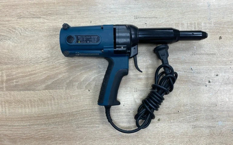 Заклепочник Tome-proof TAC500A