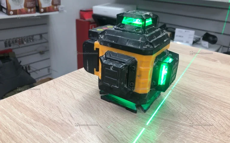 Лазерный уровень DeWalt