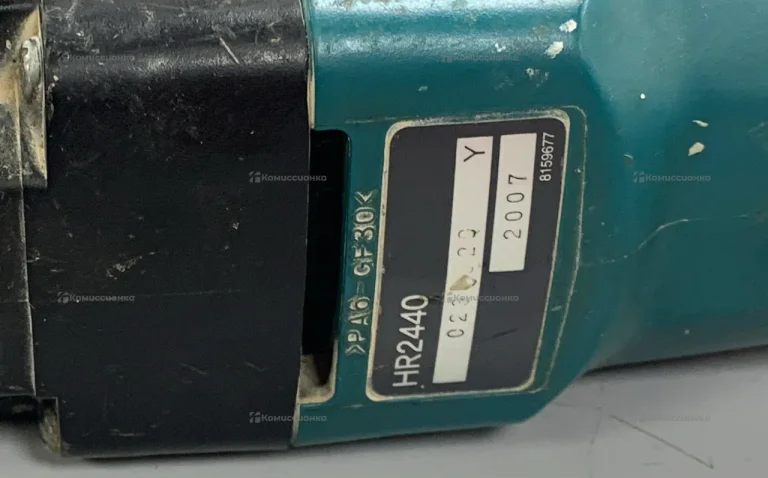 Перфоратор makita HR2440