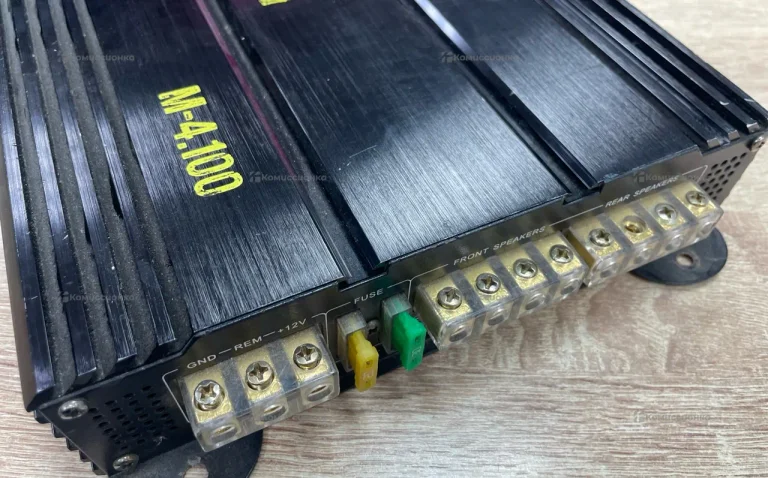 Усилитель  swat m-4.100