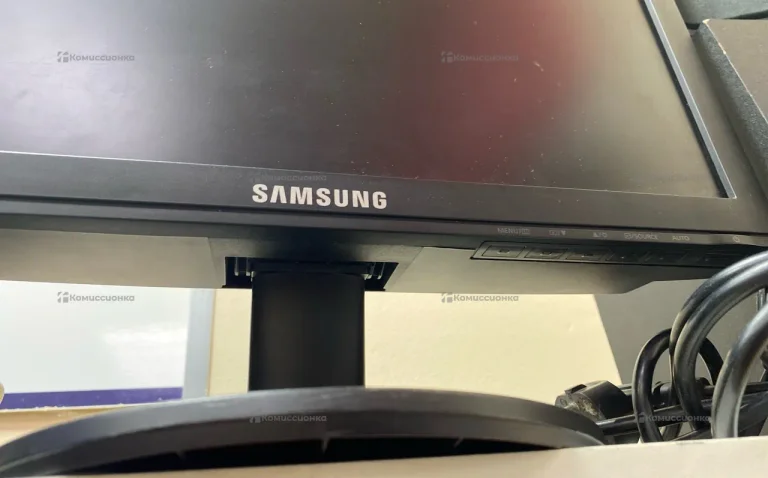 Монитор Samsung SyncMaster E1720NR