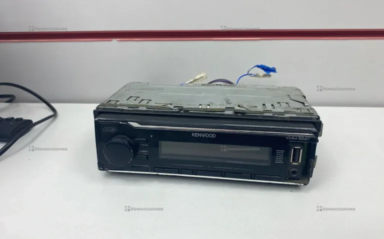 Автомагнитола  Kenwood KMM-300Y