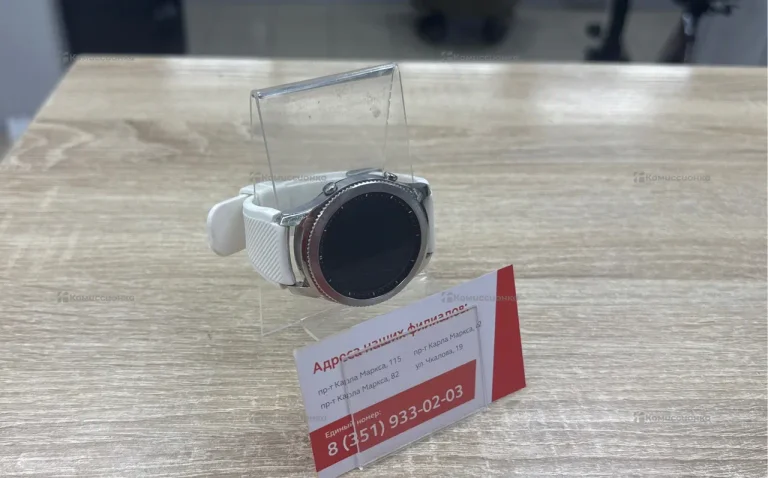 Часы  Samsung Gear S3
