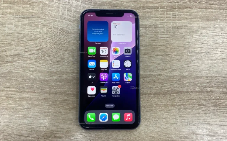 Apple iPhone XR 3/128 ГБ