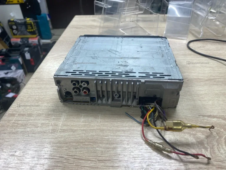 Автомагнитола  Sony cdx-G20000UI