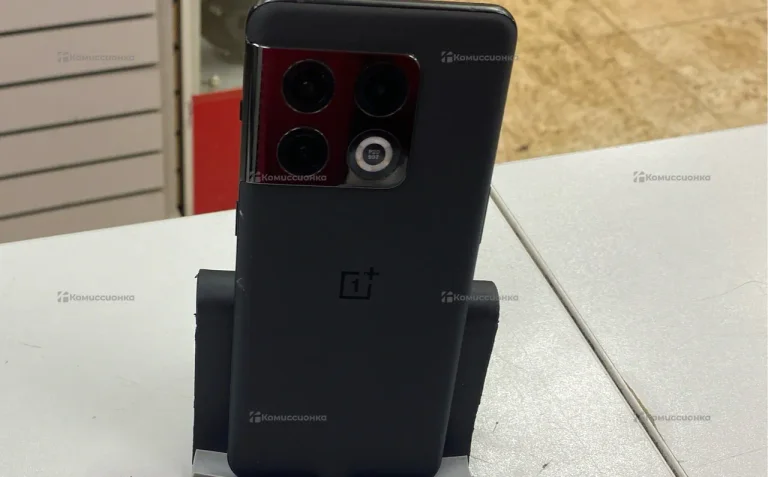OnePlus 10 Pro 5G 12/256 ГБ