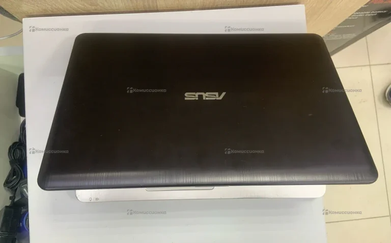 Ноутбук Asus D541S