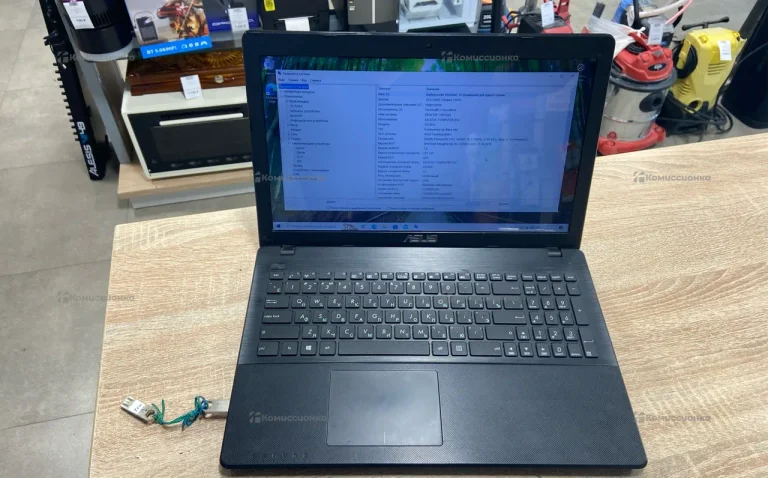 Ноутбук Asus X552M