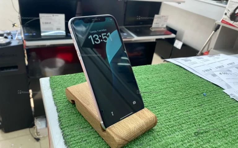 Apple iPhone XR 3/256 ГБ