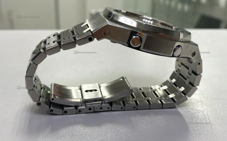 Часы Casio G-Shock