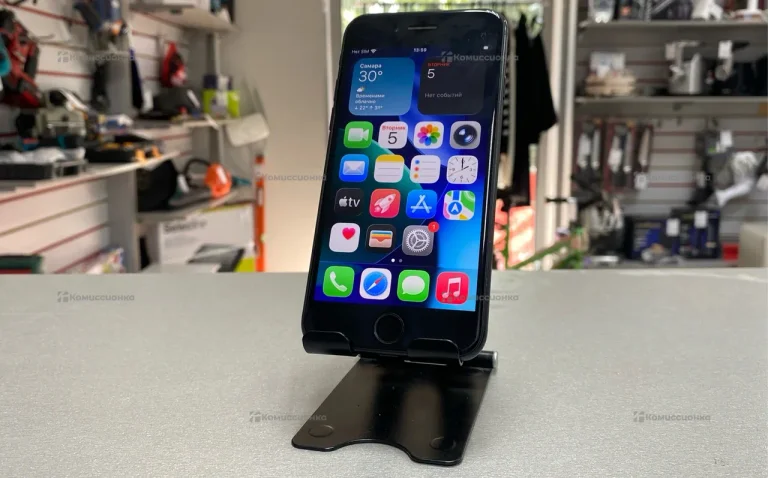 apple iphone SE 64 gb
